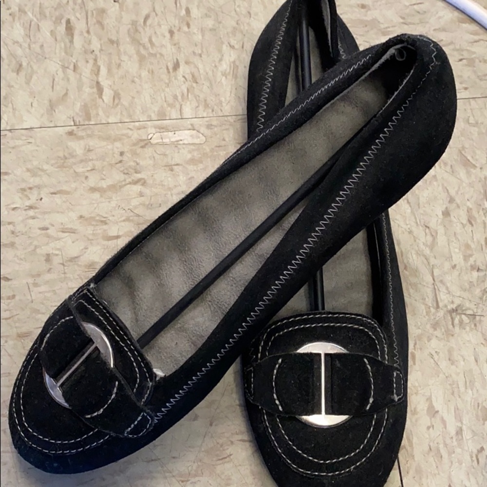 Cushion Walk flats